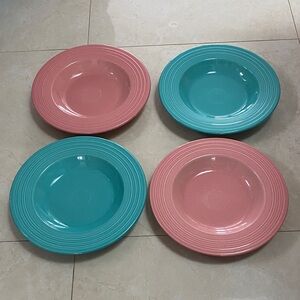 Set of 4 Fiesta USA Rimmed 12 “ Pasta/Soup Bowls Green Pink Perfect Condition!